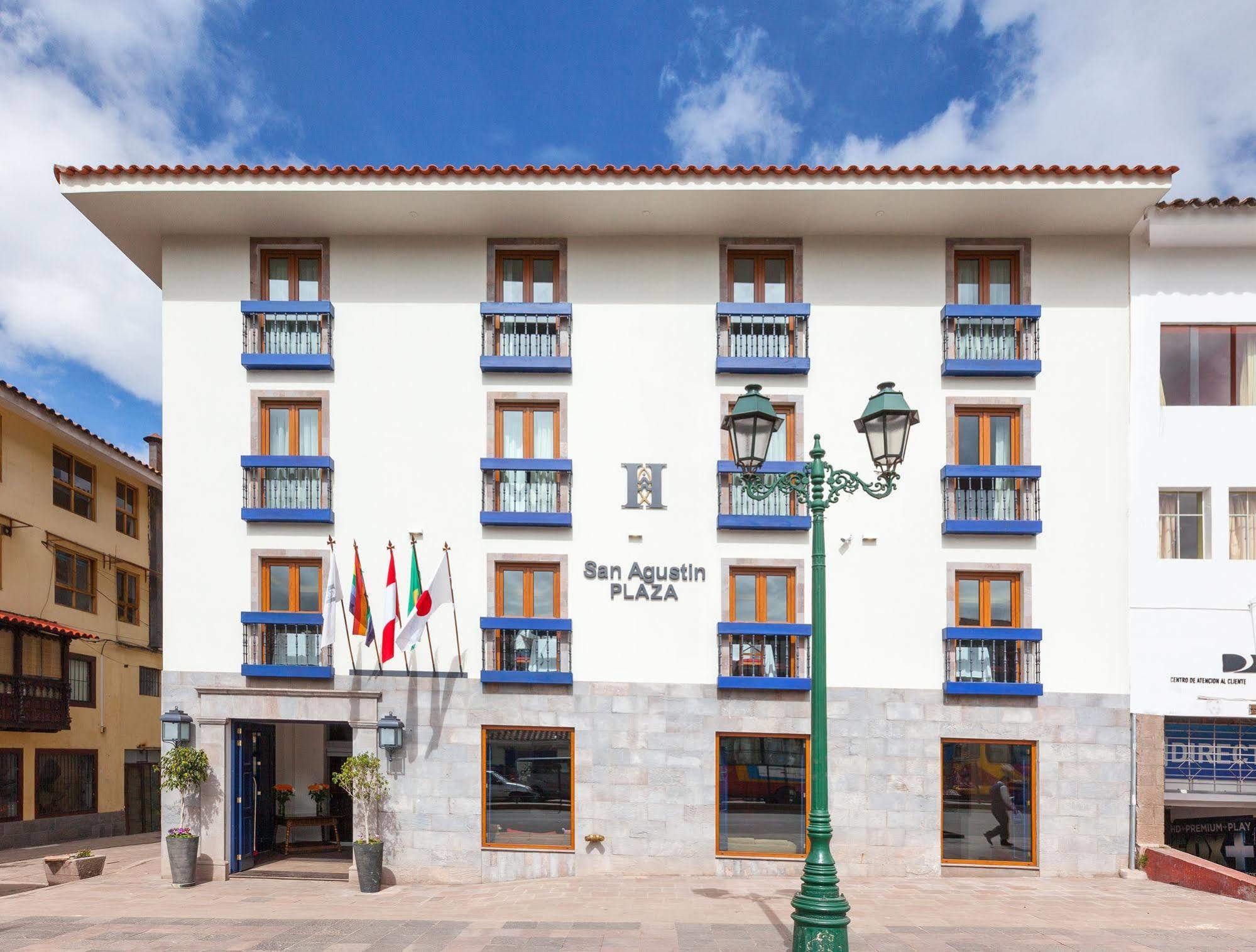 San Agustin Plaza Hotel 4*